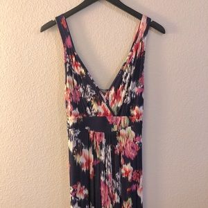 Loveappella Maxi Dress
